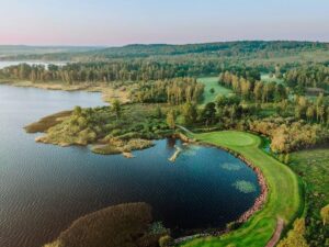 Skyryp Golf och Hotell