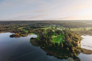 Skyryp Golf och Hotell